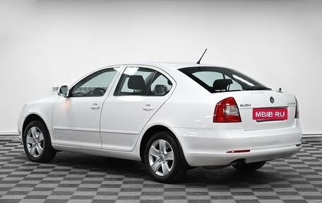 Skoda Octavia, 2011 год, 635 000 рублей, 2 фотография