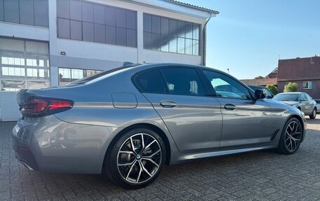 BMW 5 серия, 2023 год, 4 790 000 рублей, 5 фотография