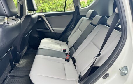 Toyota RAV4, 2016 год, 2 180 000 рублей, 9 фотография