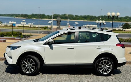 Toyota RAV4, 2016 год, 2 180 000 рублей, 6 фотография
