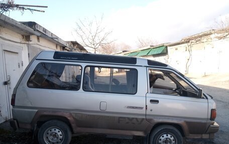 Toyota Lite Ace III, 1988 год, 270 000 рублей, 8 фотография