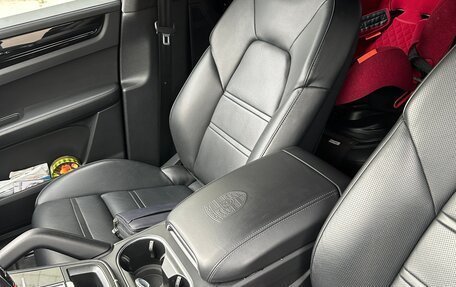 Porsche Cayenne III, 2020 год, 8 000 000 рублей, 17 фотография