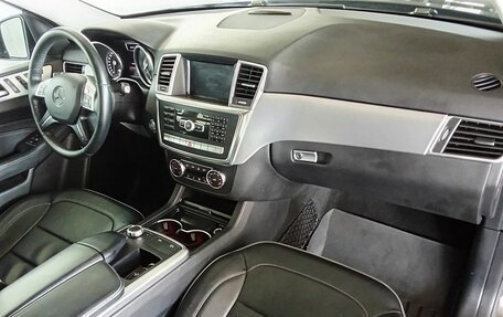 Mercedes-Benz M-Класс, 2013 год, 2 400 000 рублей, 9 фотография