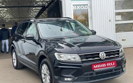 Volkswagen Tiguan II, 2019 год, 2 190 000 рублей, 3 фотография