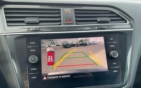 Volkswagen Tiguan II, 2019 год, 2 190 000 рублей, 18 фотография