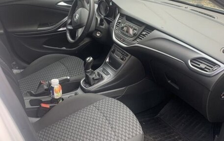 Opel Astra K, 2018 год, 1 182 000 рублей, 8 фотография