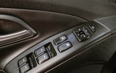 Hyundai ix35 I рестайлинг, 2015 год, 1 399 000 рублей, 9 фотография