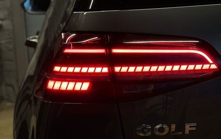 Volkswagen Golf VII, 2018 год, 1 950 000 рублей, 7 фотография