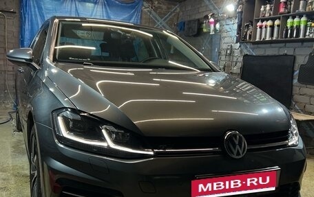 Volkswagen Golf VII, 2018 год, 1 950 000 рублей, 3 фотография
