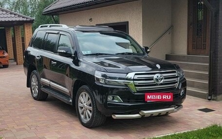 Toyota Land Cruiser 200, 2010 год, 3 200 000 рублей, 6 фотография