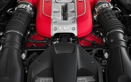 Ferrari 812, 2018 год, 32 990 000 рублей, 11 фотография