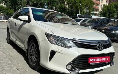 Toyota Camry, 2016 год, 2 450 000 рублей, 16 фотография