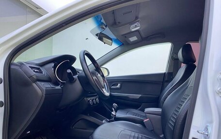 KIA Rio III рестайлинг, 2015 год, 899 000 рублей, 20 фотография