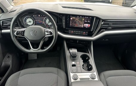 Volkswagen Touareg III, 2023 год, 5 145 000 рублей, 6 фотография