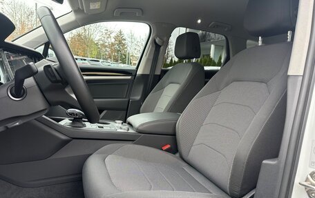 Volkswagen Touareg III, 2023 год, 5 145 000 рублей, 10 фотография