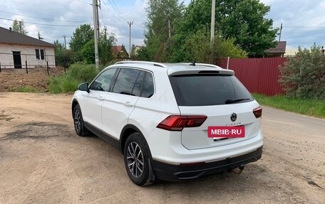 Volkswagen Tiguan II, 2021 год, 2 900 000 рублей, 5 фотография