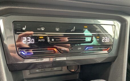 Volkswagen Tiguan II, 2021 год, 2 900 000 рублей, 10 фотография