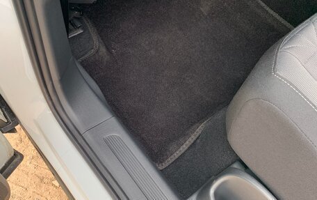 Volkswagen Tiguan II, 2021 год, 2 900 000 рублей, 18 фотография