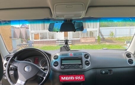 Volkswagen Tiguan I, 2009 год, 900 000 рублей, 3 фотография