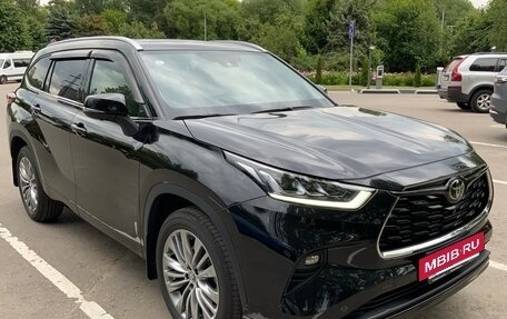 Toyota Highlander, 2025 год, 5 700 000 рублей, 3 фотография