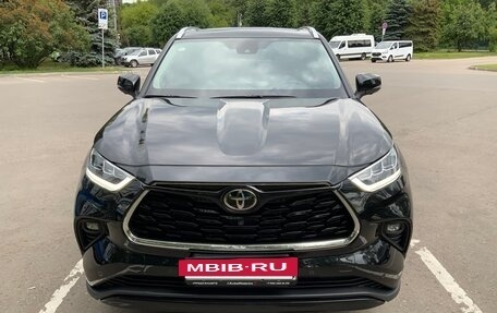Toyota Highlander, 2025 год, 5 700 000 рублей, 2 фотография