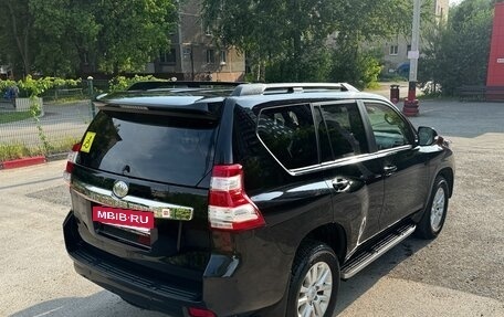 Toyota Land Cruiser Prado 150 рестайлинг 2, 2016 год, 5 300 000 рублей, 12 фотография
