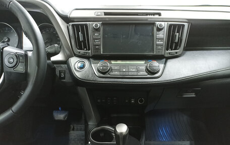 Toyota RAV4, 2017 год, 1 999 900 рублей, 19 фотография