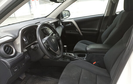 Toyota RAV4, 2017 год, 1 999 900 рублей, 20 фотография