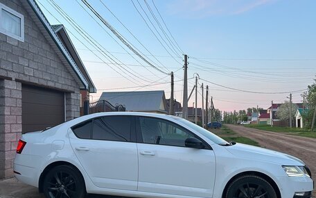 Skoda Octavia, 2019 год, 1 800 000 рублей, 2 фотография