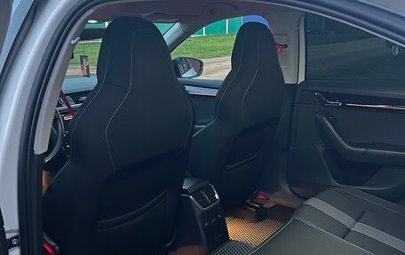 Skoda Octavia, 2019 год, 1 800 000 рублей, 10 фотография