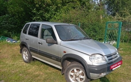 Chevrolet Niva I рестайлинг, 2004 год, 295 000 рублей, 2 фотография