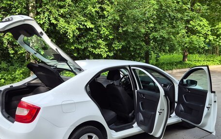 Skoda Rapid I, 2014 год, 1 040 000 рублей, 8 фотография
