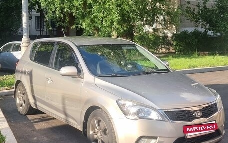 KIA cee'd I рестайлинг, 2010 год, 885 000 рублей, 3 фотография
