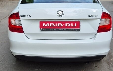 Skoda Rapid I, 2014 год, 1 040 000 рублей, 7 фотография