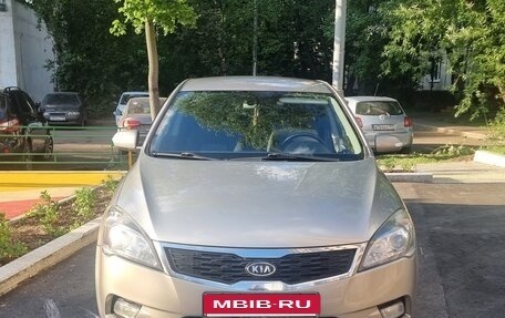 KIA cee'd I рестайлинг, 2010 год, 885 000 рублей, 2 фотография