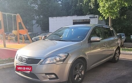 KIA cee'd I рестайлинг, 2010 год, 885 000 рублей, 11 фотография