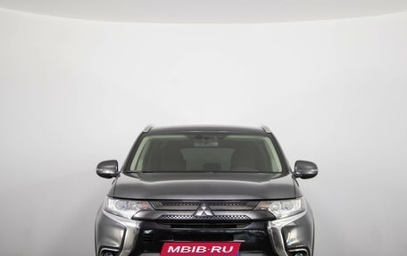 Mitsubishi Outlander III рестайлинг 3, 2021 год, 2 149 000 рублей, 2 фотография
