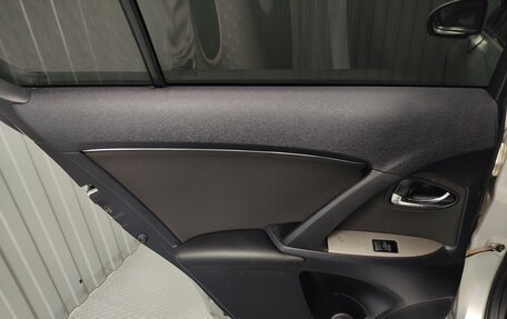 Toyota Avensis III рестайлинг, 2009 год, 970 000 рублей, 15 фотография