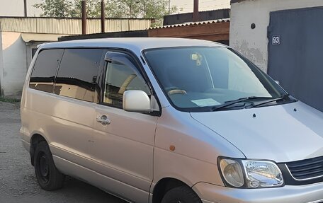 Toyota Town Ace III, 2000 год, 800 000 рублей, 3 фотография