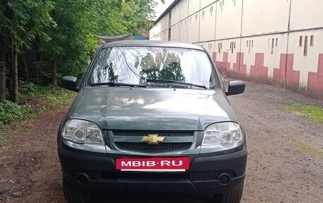 Chevrolet Niva I рестайлинг, 2011 год, 420 000 рублей, 2 фотография