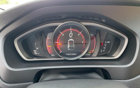 Volvo V40 Cross Country I, 2016 год, 1 549 000 рублей, 9 фотография