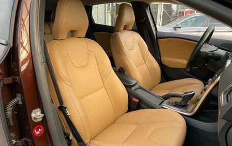 Volvo V40 Cross Country I, 2016 год, 1 549 000 рублей, 12 фотография