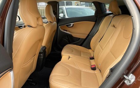 Volvo V40 Cross Country I, 2016 год, 1 549 000 рублей, 14 фотография