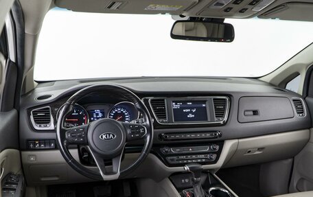 KIA Carnival III, 2019 год, 2 825 000 рублей, 7 фотография