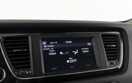 KIA Carnival III, 2019 год, 2 825 000 рублей, 33 фотография
