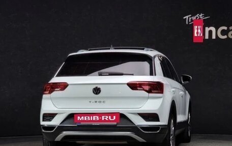 Volkswagen T-Roc I, 2021 год, 2 110 000 рублей, 4 фотография