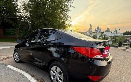 Hyundai Solaris II рестайлинг, 2014 год, 1 050 000 рублей, 2 фотография