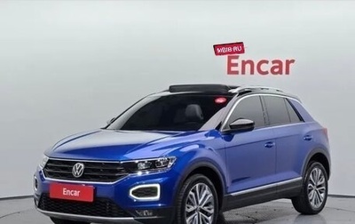 Volkswagen T-Roc I, 2022 год, 2 230 000 рублей, 1 фотография