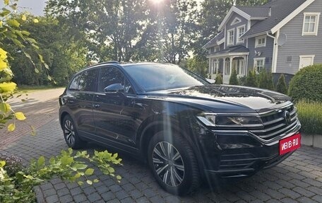 Volkswagen Touareg III, 2023 год, 5 630 000 рублей, 1 фотография
