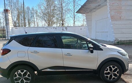 Renault Kaptur I рестайлинг, 2017 год, 1 280 000 рублей, 2 фотография